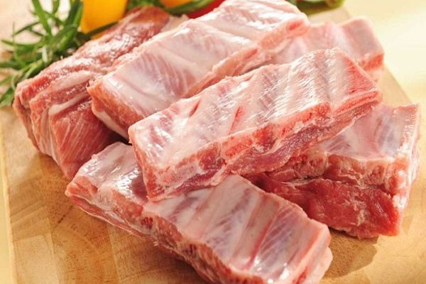 Dù có rẻ cũng đừng dại mà chọn mua 3 loại sườn này Du co re cung dung dai ma chon mua 3 loai suon nay