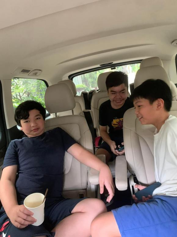 Cường Đô La dắt 'cậu cả' đi chơi ngày cuối tuần - Hình 4 Cuong Do La dat 'cau ca' di choi ngay cuoi tuan-Hinh-4