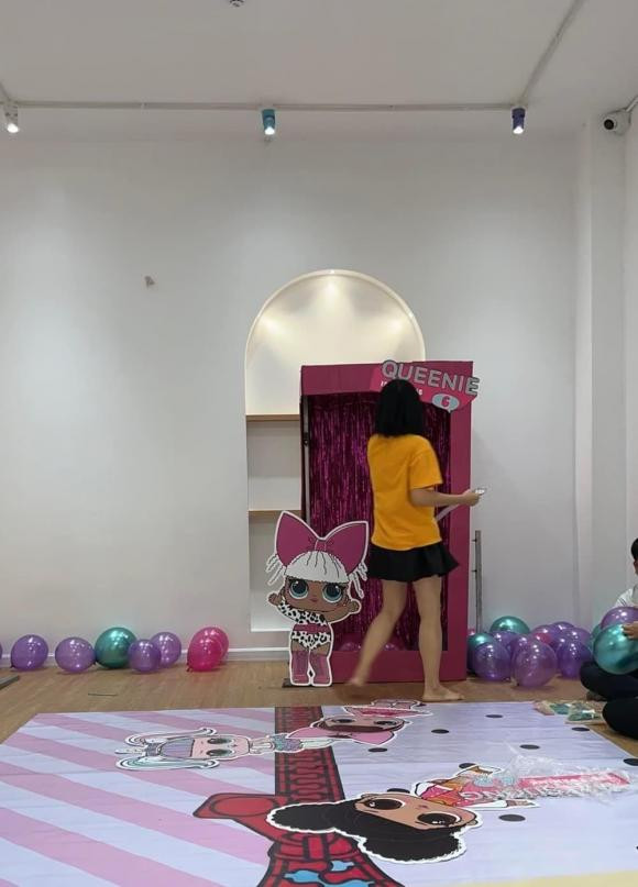 Giàu có là thế nhưng Vân Trang vẫn tự tay 'độ xe' cho ái nữ - Hình 4 Giau co la the nhung Van Trang van tu tay 'do xe' cho ai nu-Hinh-4