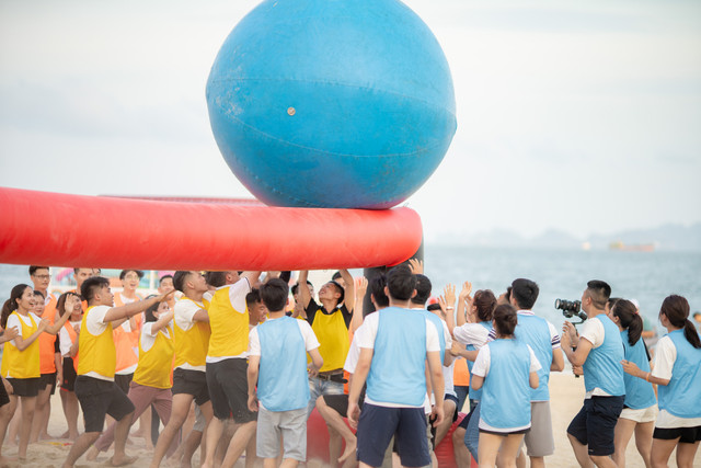 Team building để gắn kết đồng nghiệp hay mệt mỏi? - Hình 3 Team building de gan ket dong nghiep hay met moi?-Hinh-3