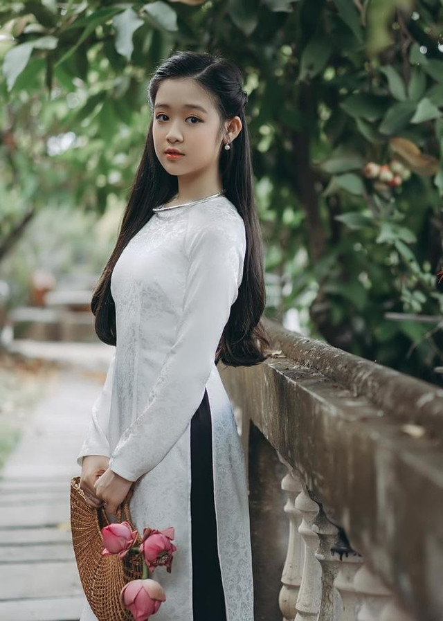 Cuộc sống cô bé xuất hiện trong quảng cáo Tết 5 năm trước - Hình 3 Cuoc song co be xuat hien trong quang cao Tet 5 nam truoc-Hinh-3