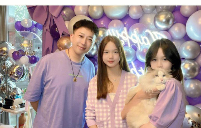 Nhan sắc 3 con gái của mỹ nhân gốc Việt Chung Lệ Đề - Hình 3 Nhan sac 3 con gai cua my nhan goc Viet Chung Le De-Hinh-3