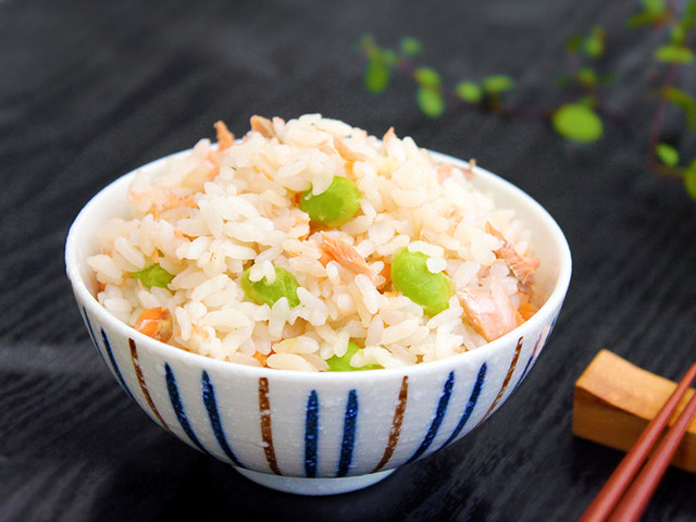 Trộn thêm loại đậu này khi nấu cơm, người Nhật đẩy lùi loạt bệnh tật - Hình 5 Tron them loai dau nay khi nau com, nguoi Nhat day lui loat benh tat-Hinh-5