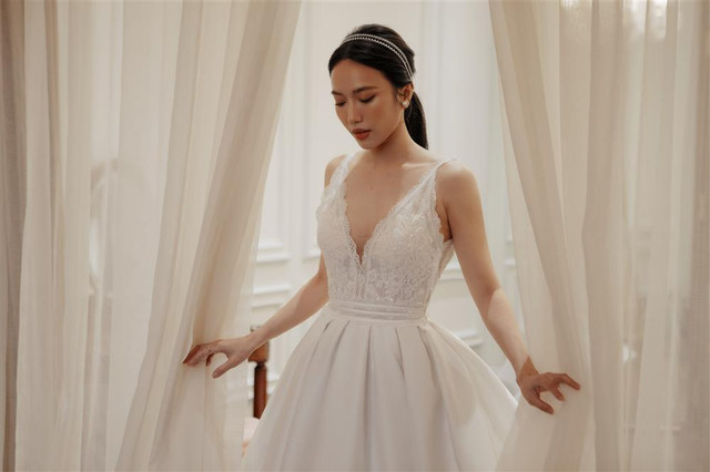 Diệu Nhi được cầu hôn 7 giây nhưng chọn váy cưới mất 7 tháng - Hình 11 Dieu Nhi duoc cau hon 7 giay nhung chon vay cuoi mat 7 thang-Hinh-11