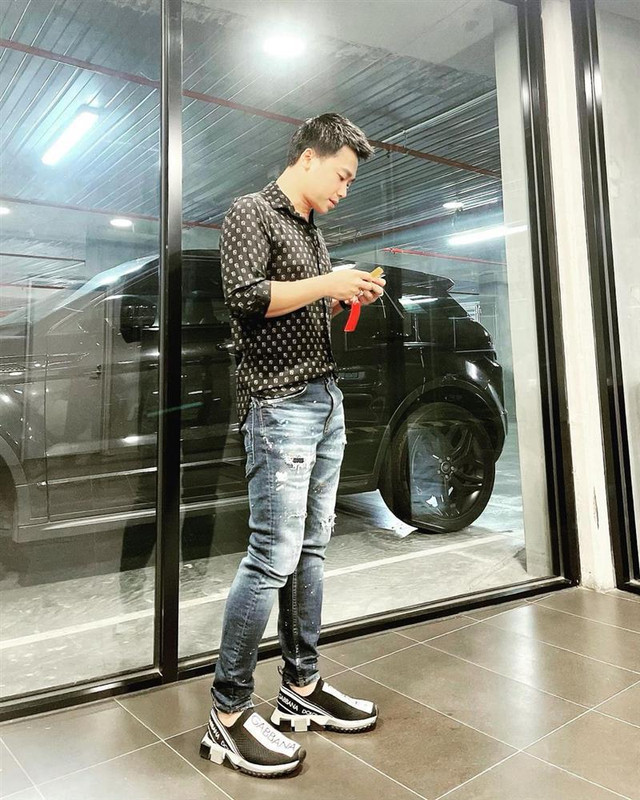 Bạn trai thiếu gia của Hòa Minzy gầy sọp hậu chia tay - Hình 4 Ban trai thieu gia cua Hoa Minzy gay sop hau chia tay-Hinh-4