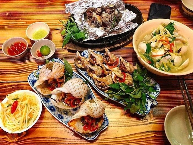 Những điểm “đã đến là không muốn về” trong mùa hè ở Quảng Ninh - Hình 13 Nhung diem “da den la khong muon ve” trong mua he o Quang Ninh-Hinh-13
