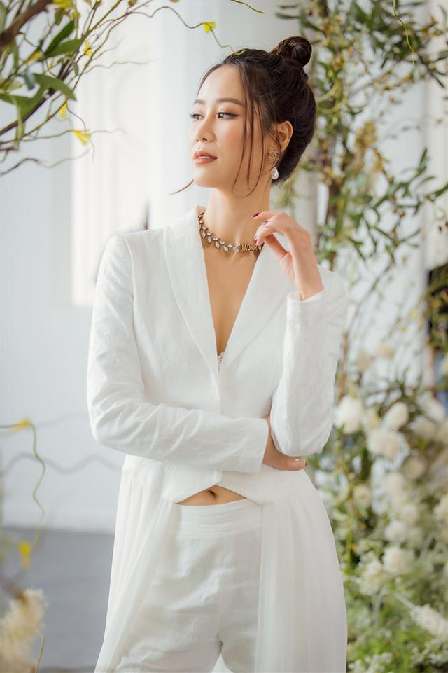 Hoa hậu Dương Thùy Linh từ mặt bạn thân “góp ý vô duyên“ - Hình 6 Hoa hau Duong Thuy Linh tu mat ban than “gop y vo duyen“-Hinh-6