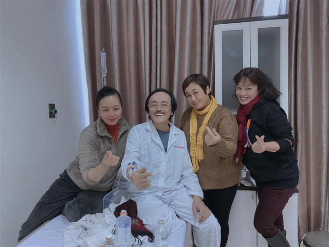 Chiều Xuân vào viện thăm Giang Còi, hé lộ quá khứ danh hài - Hình 2 Chieu Xuan vao vien tham Giang Coi, he lo qua khu danh hai-Hinh-2