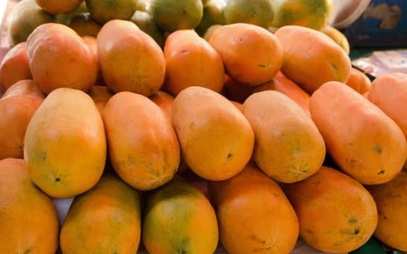 Loại quả nên bày lên ban thờ để hút may mắn, tài lộc - Hình 9 Loai qua nen bay len ban tho de hut may man, tai loc-Hinh-9