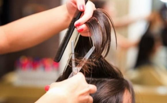 Từ nay đến Tết Nguyên Đán, cắt tóc ngày nào thì đẹp, đón tài lộc? - Hình 3 Tu nay den Tet Nguyen Dan, cat toc ngay nao thi dep, don tai loc?-Hinh-3