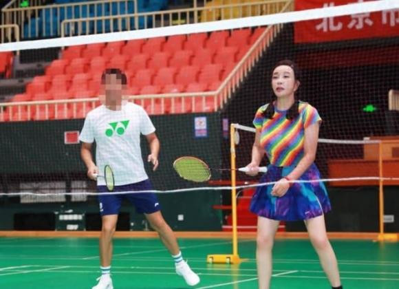 Bức ảnh của Lưu Hiểu Khánh 71 tuổi gây chấn động toàn mạng - Hình 5 Buc anh cua Luu Hieu Khanh 71 tuoi gay chan dong toan mang-Hinh-5