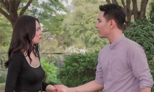 Tình cờ gặp hàng xóm tôi chào, lời đáp lại khiến tôi nghệt mặt Tinh co gap hang xom toi chao, loi dap lai khien toi nghet mat