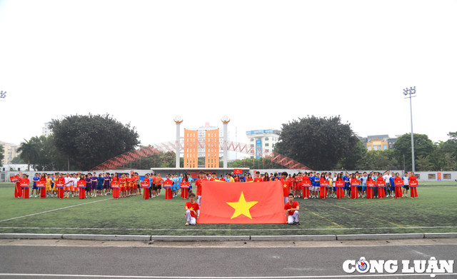 Sôi động Giải bóng đá Cúp Báo Lao động Thủ đô lần thứ IX - Hình 2 Soi dong Giai bong da Cup Bao Lao dong Thu do lan thu IX-Hinh-2