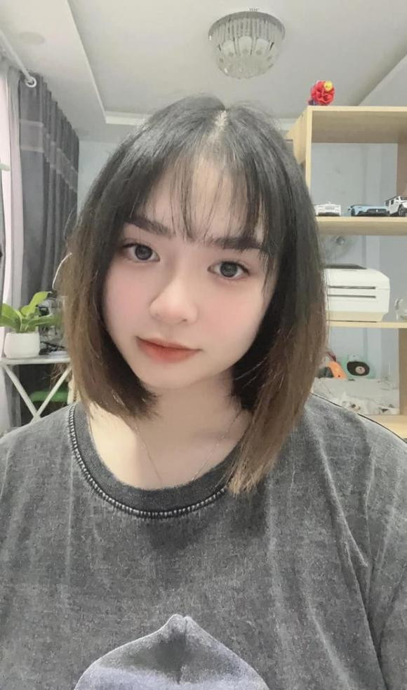 Thiện Nhân lộ diện với ngoại hình khác lạ gây xôn xao - Hình 3 Thien Nhan lo dien voi ngoai hinh khac la gay xon xao-Hinh-3