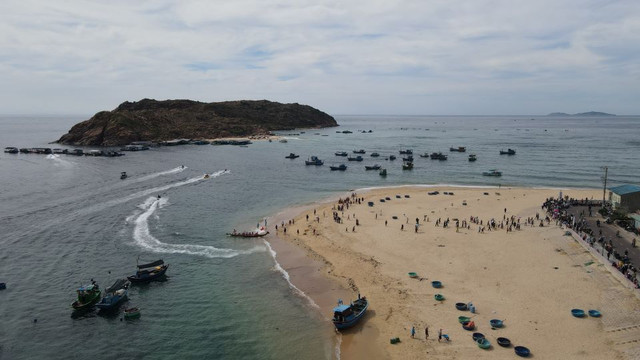 Nhơn Hải hướng đến một “làng chài xanh” - Hình 8 Nhon Hai huong den mot “lang chai xanh”-Hinh-8