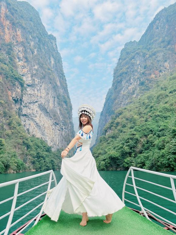 Vợ Mạnh Trường nhan sắc ngày càng lên hương - Hình 19 Vo Manh Truong nhan sac ngay cang len huong-Hinh-19