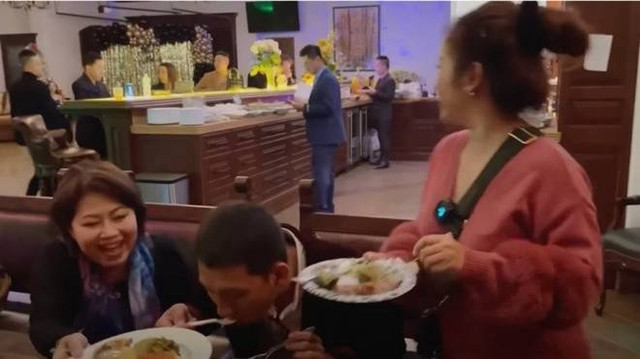 Dinh thự đôi lộng lẫy được Thúy Nga tiết lộ nghi của Huy MC - Hình 19 Dinh thu doi long lay duoc Thuy Nga tiet lo nghi cua Huy MC-Hinh-19