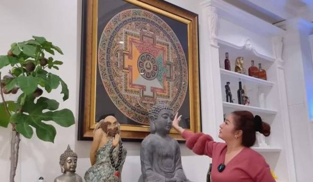 Dinh thự đôi lộng lẫy được Thúy Nga tiết lộ nghi của Huy MC - Hình 9 Dinh thu doi long lay duoc Thuy Nga tiet lo nghi cua Huy MC-Hinh-9
