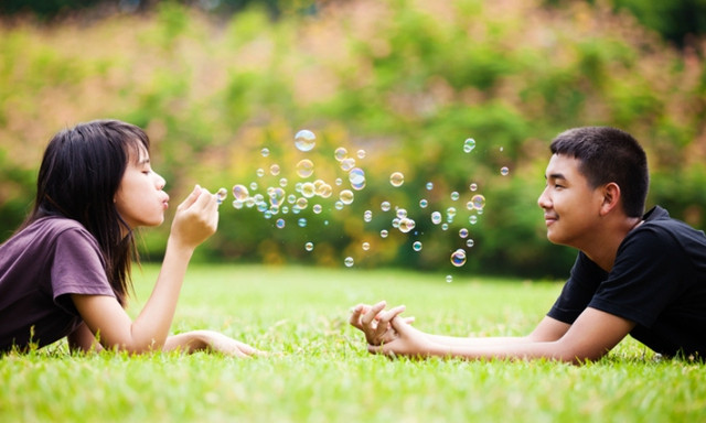 Lời khuyên dành cho cha mẹ khi con bắt đầu biết yêu - Hình 2 Loi khuyen danh cho cha me khi con bat dau biet yeu-Hinh-2