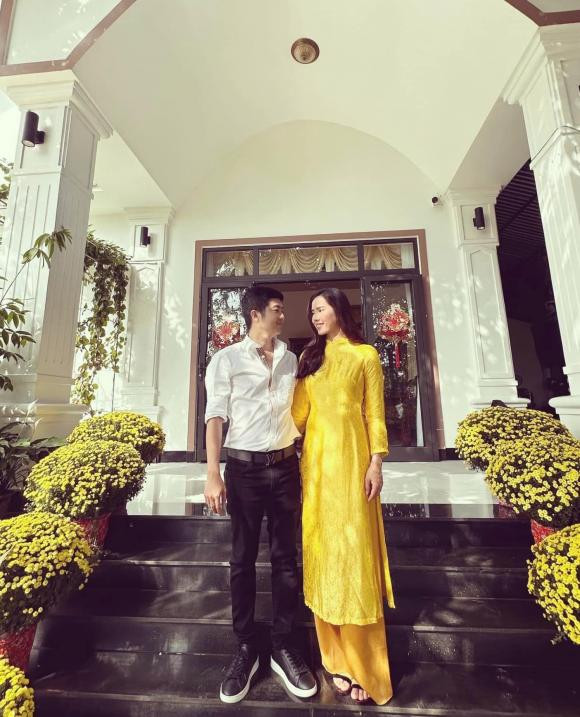 Chồng cũ Nhật Kim Anh khoe ảnh bên bạn gái mới - Hình 3 Chong cu Nhat Kim Anh khoe anh ben ban gai moi-Hinh-3