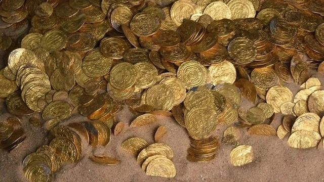 10 kho báu tuyệt đẹp có niên đại hàng thế kỷ được khai quật - Hình 3 10 kho bau tuyet dep co nien dai hang the ky duoc khai quat-Hinh-3