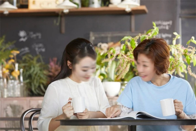 Sau 4 năm, mẹ chồng cũ bỗng dưng tìm tới nhà tôi ảnh 1 Sau 4 năm, mẹ chồng cũ bỗng dưng tìm tới nhà tôi ảnh 1
