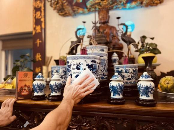 Lý do phải bỏ đồ vật này khi dọn dẹp ban thờ cuối năm - Hình 3 Ly do phai bo do vat nay khi don dep ban tho cuoi nam-Hinh-3