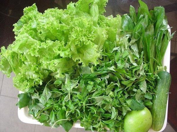 Những thực phẩm dễ ngộ độc nếu chế biến dạng 'sương sương' - Hình 2 Nhung thuc pham de ngo doc neu che bien dang 'suong suong'-Hinh-2
