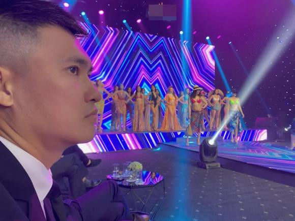 Học hỏi ngay cách đội vợ lên đầu của Công Vinh - Hình 3 Hoc hoi ngay cach doi vo len dau cua Cong Vinh-Hinh-3