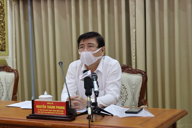 TP.HCM tạm dừng các dịch vụ không thiết yếu từ 12h ngày 9/2 TP.HCM tam dung cac dich vu khong thiet yeu tu 12h ngay 9/2