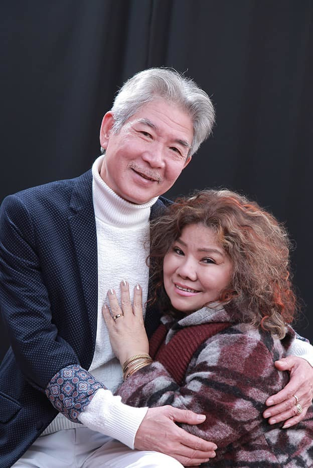 NSND Thanh Hoa sống an yên bên chồng kém 6 tuổi - Hình 3 NSND Thanh Hoa song an yen ben chong kem 6 tuoi-Hinh-3