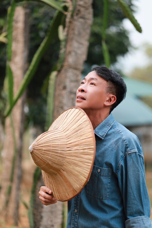 NSƯT Việt Hoàn: Sẽ giã từ sân khấu ở tuổi 60 - Hình 2 NSUT Viet Hoan: Se gia tu san khau o tuoi 60-Hinh-2