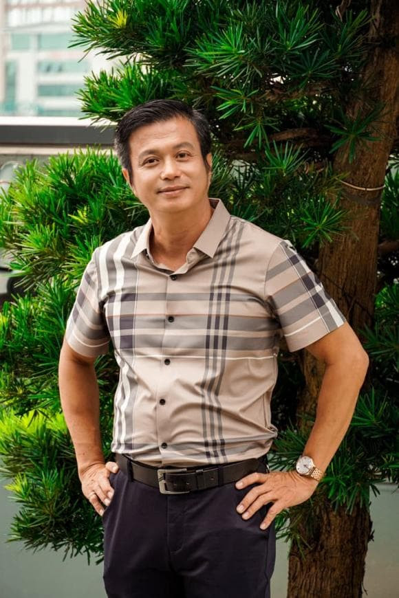 Cuộc sống trái ngược của Bá Anh - Mai Thu Huyền sau 20 năm - Hình 12 Cuoc song trai nguoc cua Ba Anh - Mai Thu Huyen sau 20 nam-Hinh-12