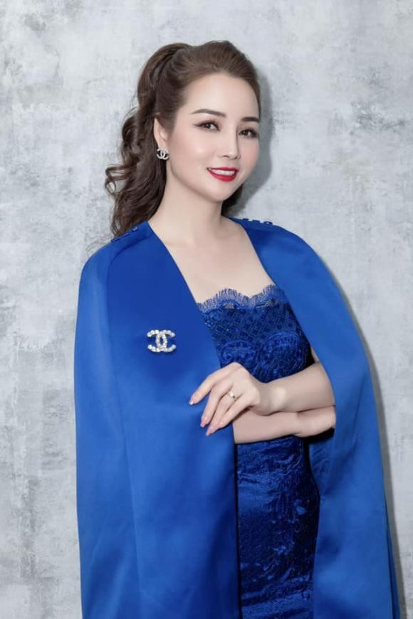 Cuộc sống trái ngược của Bá Anh - Mai Thu Huyền sau 20 năm - Hình 4 Cuoc song trai nguoc cua Ba Anh - Mai Thu Huyen sau 20 nam-Hinh-4