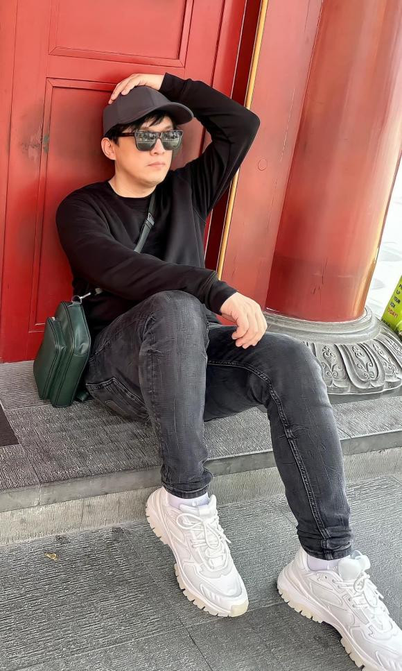 Lam Trường cùng vợ con du lịch Singapore dịp cận Tết Nguyên đán - Hình 6 Lam Truong cung vo con du lich Singapore dip can Tet Nguyen dan-Hinh-6