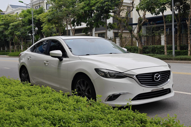 Mazda6 cũ đời 2018 giá 580 triệu đồng, có nên mua thời điểm này? - Hình 5 Mazda6 cu doi 2018 gia 580 trieu dong, co nen mua thoi diem nay?-Hinh-5