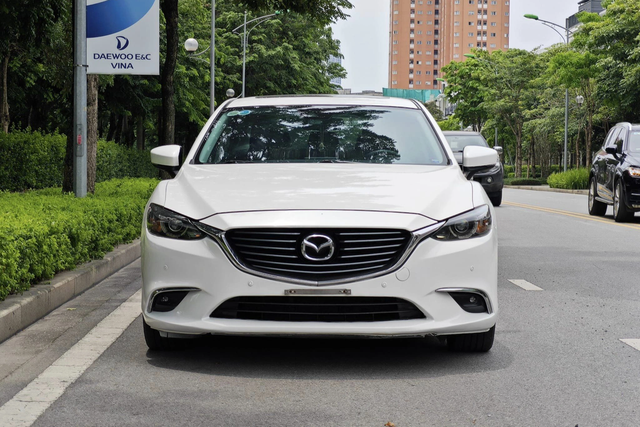 Mazda6 cũ đời 2018 giá 580 triệu đồng, có nên mua thời điểm này? - Hình 2 Mazda6 cu doi 2018 gia 580 trieu dong, co nen mua thoi diem nay?-Hinh-2
