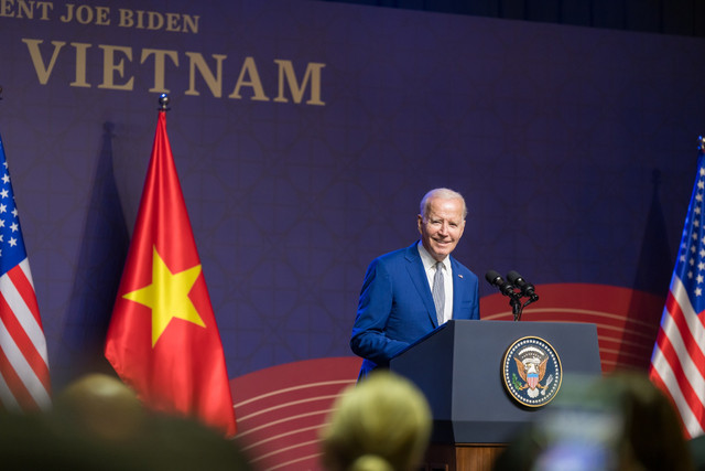 Tổng thống Joe Biden chia sẻ cảm xúc đặc biệt và đăng ảnh chụp cùng Tổng Bí thư - Hình 8 Tong thong Joe Biden chia se cam xuc dac biet va dang anh chup cung Tong Bi thu-Hinh-8