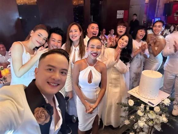 'Nữ hoàng giải trí' Hà Hồ từ góc nhìn của khán giả - Hình 10 'Nu hoang giai tri' Ha Ho tu goc nhin cua khan gia-Hinh-10