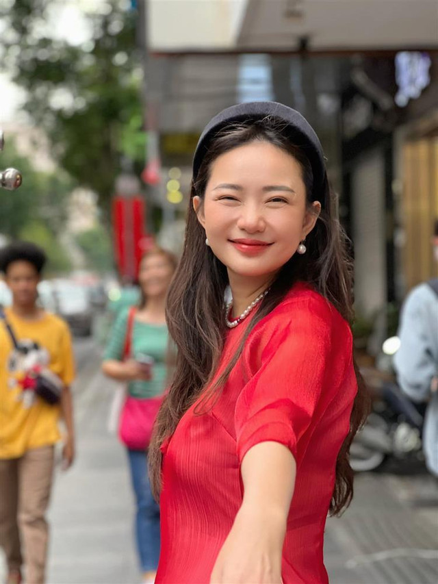 Phan Như Thảo trẻ hơn hẳn khi diện áo dài nhờ giảm 22kg - Hình 4 Phan Nhu Thao tre hon han khi dien ao dai nho giam 22kg-Hinh-4