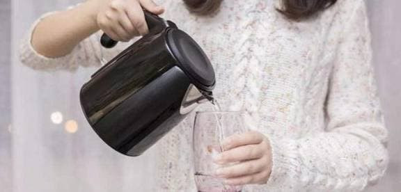 Nước đun sôi là 'thuốc trường sinh' rẻ nhất - Hình 3 Nuoc dun soi la 'thuoc truong sinh' re nhat-Hinh-3