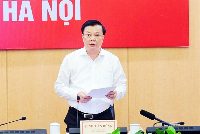 Bí thư Hà Nội yêu cầu làm rõ trách nhiệm vụ chen lấn khi đi tiêm vắc xin Bi thu Ha Noi yeu cau lam ro trach nhiem vu chen lan khi di tiem vac xin