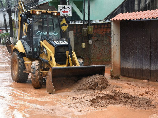 Mưa lớn gây sạt lở ở Brazil khiến 14 người chết - Hình 2 Mua lon gay sat lo o Brazil khien 14 nguoi chet-Hinh-2
