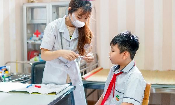 Hà Nội: Mục tiêu 100% các trường học có phòng y tế riêng Ha Noi: Muc tieu 100% cac truong hoc co phong y te rieng