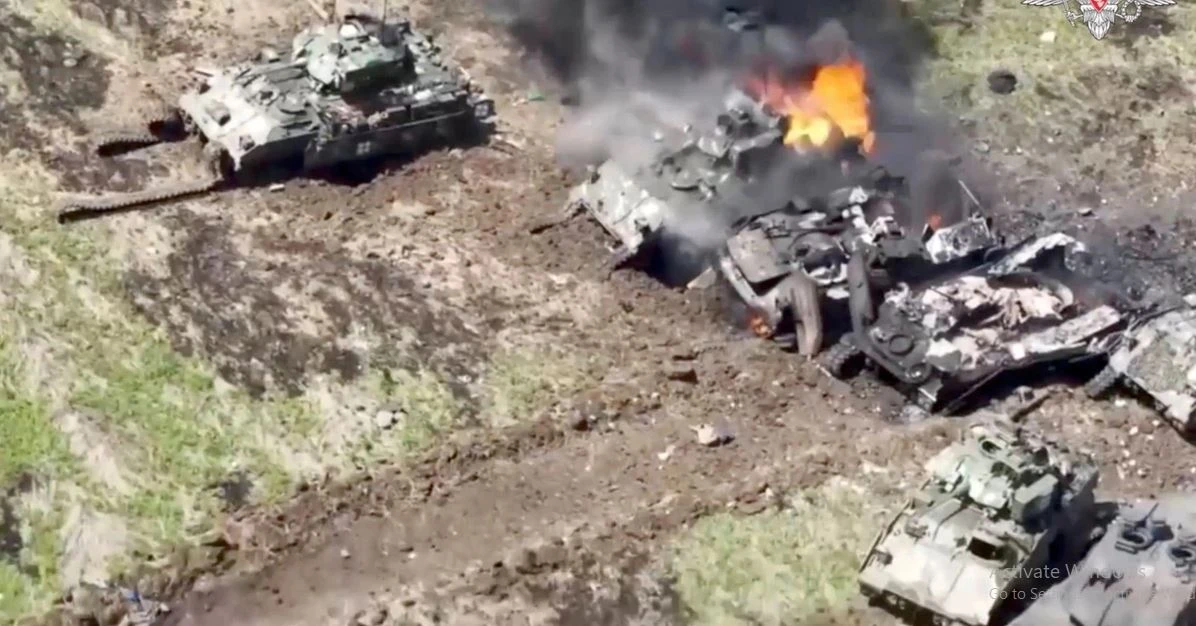 Xe tăng, xe chiến đấu bộ binh phương Tây "vất vả" ra sao ở Ukraine?