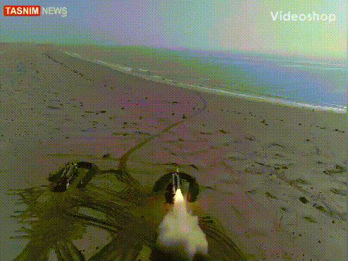 Mới đây, Iran đã tổ chức cuộc tập trận quy mô lớn mang mật danh Zolfagar-1400 trên bờ biển Vịnh Ba Tư; trong cuộc tập trận, lực lượng tên lửa đối hạm Iran một lần nữa trình diễn tên lửa chống hạm Gadir, có tầm bắn đến 300 km, tiêu diệt chính xác tàu mục tiêu.