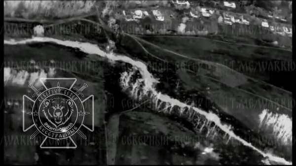 Với việc cây cầu bị phá hủy, thành phố Volchansk đang trở thành tâm điểm tranh chấp mới giữa hai bên. Quân đội Nga có thể tận dụng cơ hội này để tăng cường tấn công trong khu vực và cố gắng mở rộng hơn nữa kết quả của mình. Quân đội Ukraine chắc chắn sẽ cố gắng hết sức để bảo vệ vị trí chiến lược này, ngăn tình hình diễn biến xấu đi thêm.