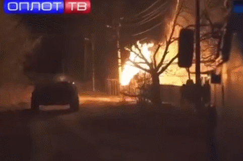 Mặc dù xung đột giữa hai bên tiếp tục, nhưng phía Ukraine có ý định “hạ nhiệt”; Bộ trưởng Quốc phòng Ukraine Alexei Reznikov cho biết trong cuộc phỏng vấn với đài truyền hình “1 + 1” của Ukraine vào ngày 20/2, nói về Nga xâm lược Ukraine là “không phù hợp”.