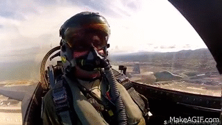 Số máy bay chiến đấu F-16 của Ukraine sẽ không thực sự có hiệu quả chiến đấu cho đến cuối năm nay, hoặc thậm chí vào năm 2025. Ukraine về cơ bản không đạt được chiến quả nào trong cả năm 2023 và tiếp tục thất bại vào đầu năm 2024. Lý do thực sự nằm ở việc mất quyền kiểm soát trên không.