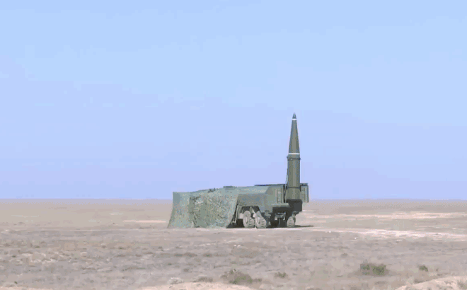 Vào đêm 28/3, Quân đội Nga đã tiến hành một cuộc tập kích bằng tên lửa đạn đạo chiến thuật Iskander vào vị trí đóng quân của Đại đội trinh sát của Lữ đoàn xung kích Azov số 3, tại làng Novopokrovs'ke Novogrodovka ở phía tây thành phố Avdiivka, thuộc tỉnh Donetsk, miền đông Ukraine.